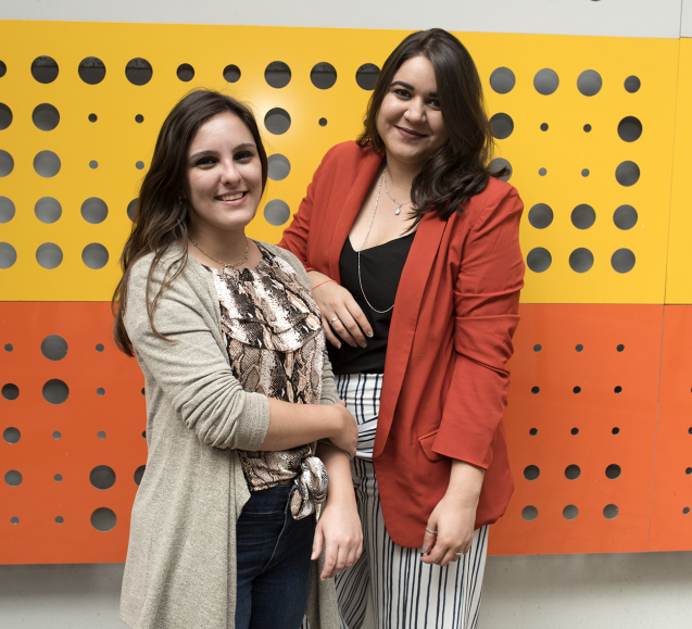 Roberta e Carol 2 baixa